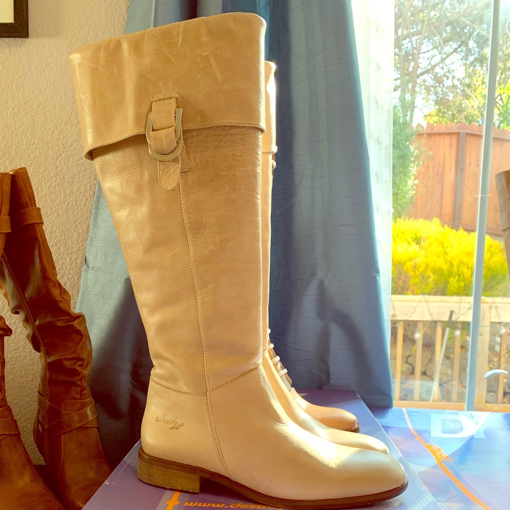 Brand new Destroy Beige Boots